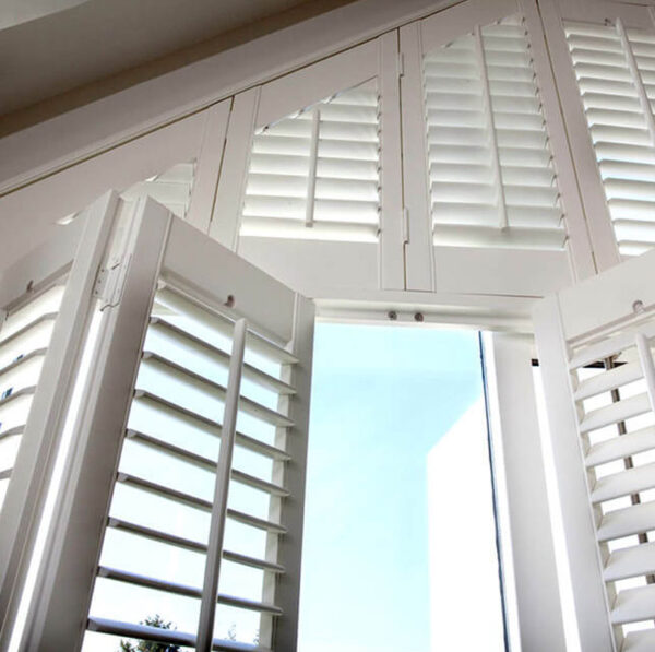 Whelton shutters