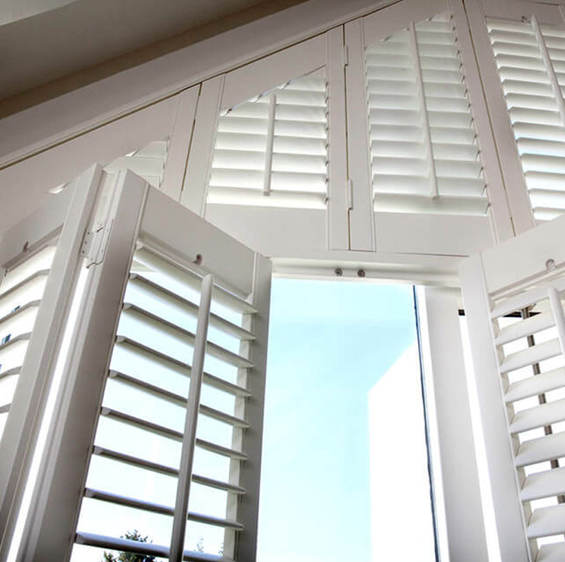 Whelton shutters